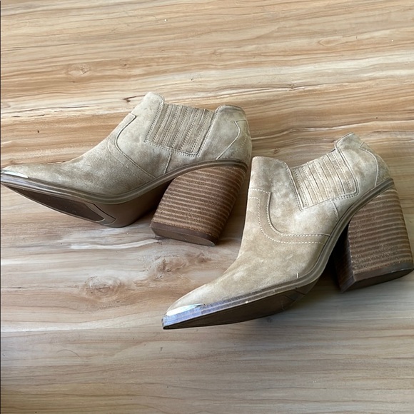 Booties - Picture 3 of 5